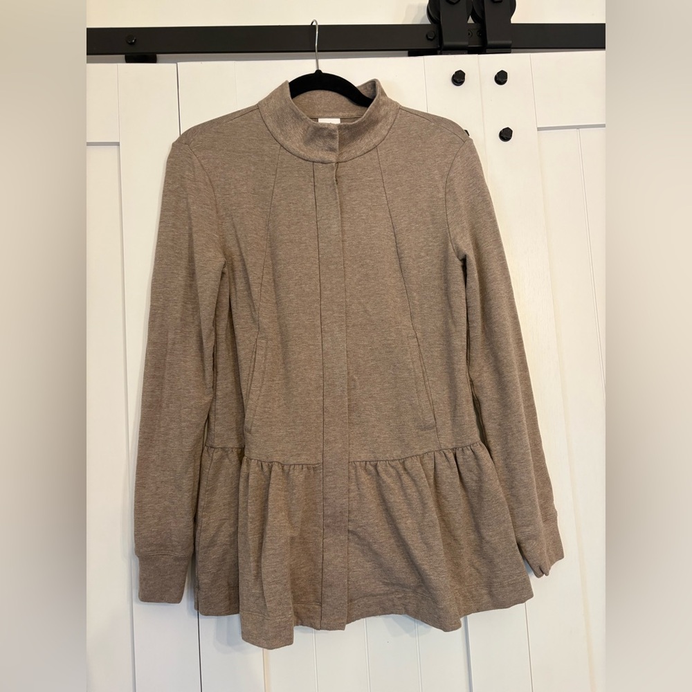 CAbi Tan Zip Sweatshirt Sweater Pockets Comfy Fit EUC Like New!